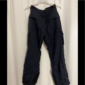 Marmot ski pants size M🍀🌺🍀🌺